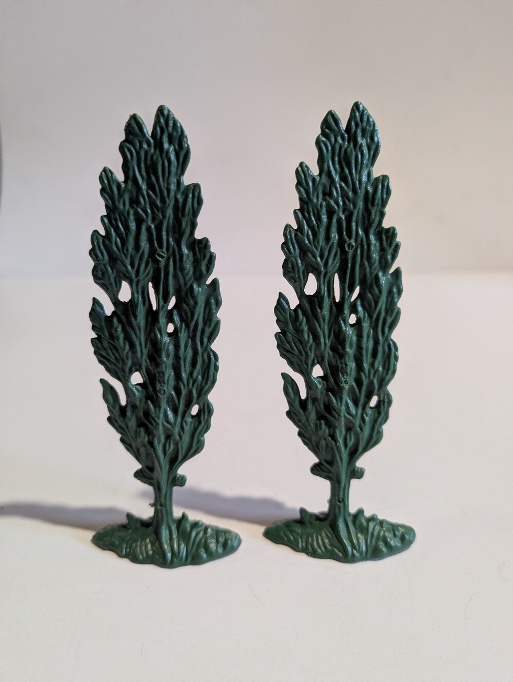 2 Vtg Elastolin Plastic Cedar Cypress Trees Hong Kong Toy Soldiers